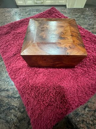 Caja / Joyero de Madera de Kaoba Oriental