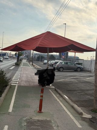 Sombrilla gigante mas pie