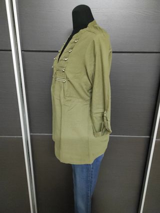 Blusa de mujer de Stradivarius