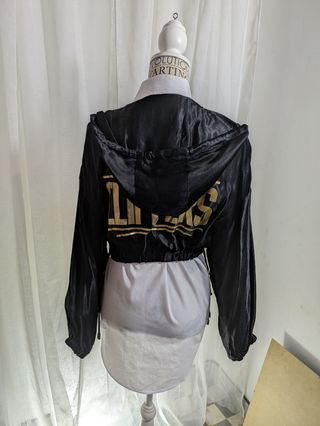 Bershka. Bomber Negra