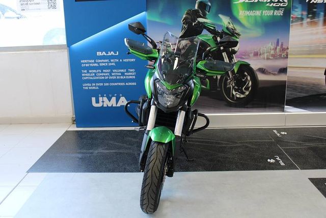 Bajaj Dominar 400