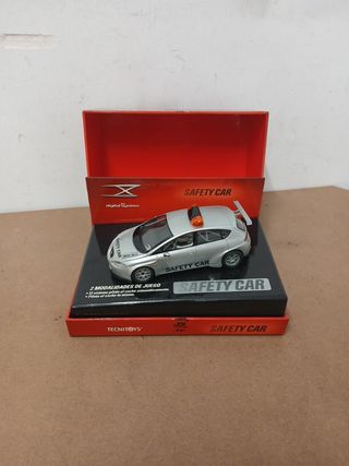 SCALEXTRIC DIGITAL SEAT LEON SAFETY CAR