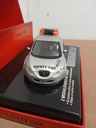 SCALEXTRIC DIGITAL SEAT LEON SAFETY CAR