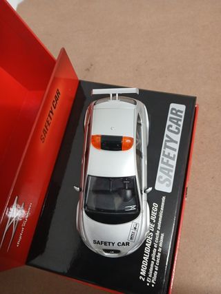 SCALEXTRIC DIGITAL SEAT LEON SAFETY CAR