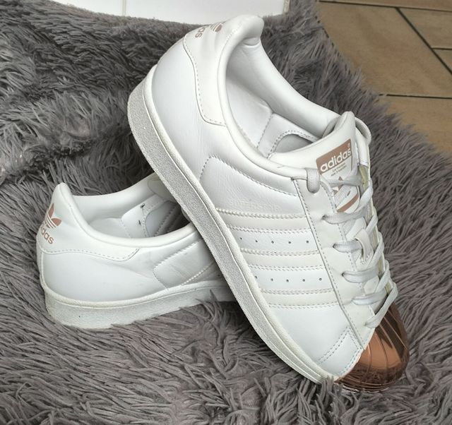 Adidas superstar
