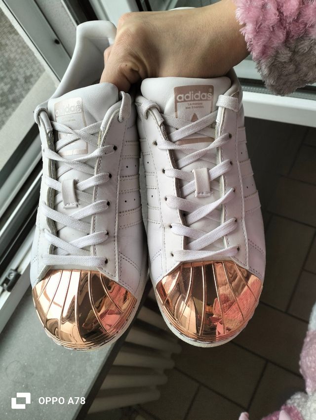 Adidas superstar