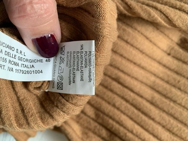 Jersey cuello alto canalé