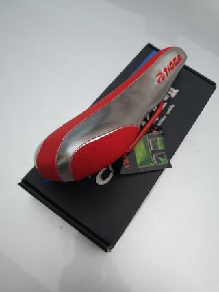 Sillin Tioga titanio