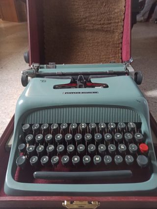 Maquina de escribir vintage