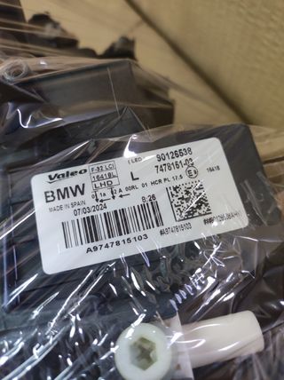Faro izquierdo de BMW serie 4