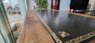 Mesa de escritorio antigua