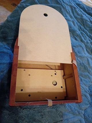 M* RADIO  A PILAS ANTIGUA.CAJA