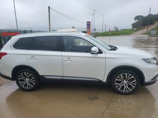 Mitsubishi Outlander 2.2 kaiteki 150cv 4wd 2016