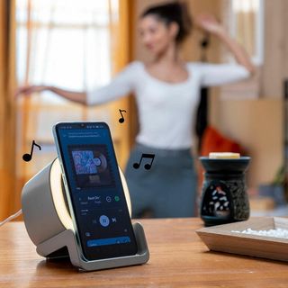 Altavoz Cargador Inalámbrico con LED
