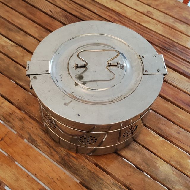 Antigua caja esterilizadora años 50