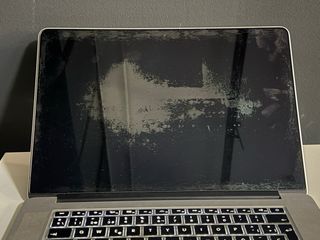 MacBook Pro 15 RETINA / i7 / 16GB / 1TB SEQUOIA