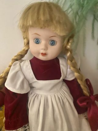 Muñeca de ceramica