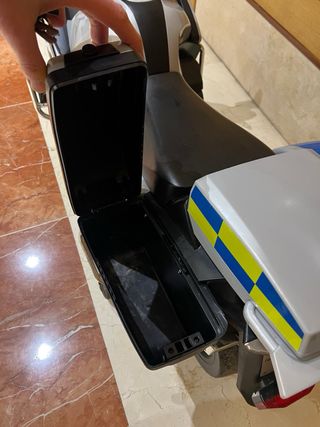 MOTO BMW POLICIA 12V marca ATAA