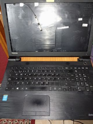 Carcasa Toshiba satellite C55