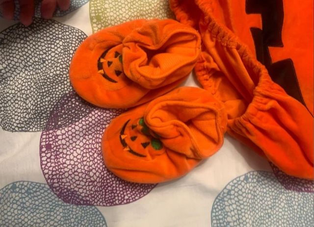 Disfraz  calabaza terciopelo 12-24 meses