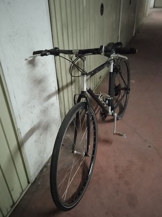 Bicicleta de aluminio 
