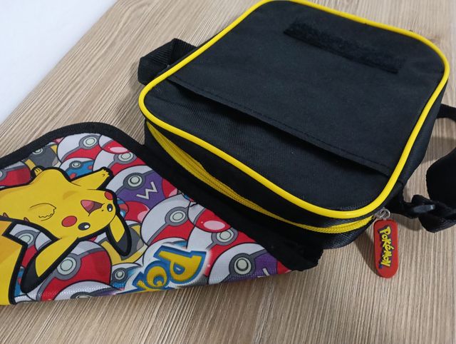 Bandolera niño Pokemon