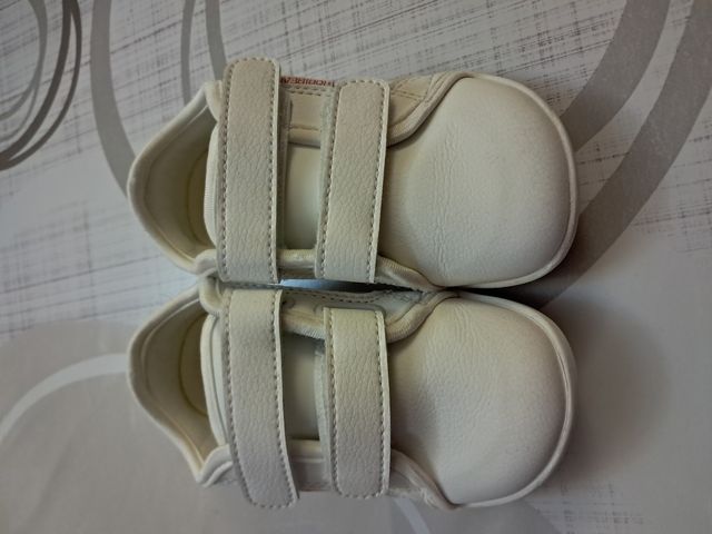 Zapatillas respetuosas T26