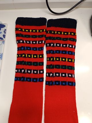 Calcetines altos con dedos separados