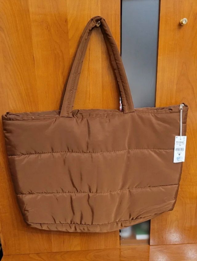 BOLSO GRANDE A ESTRENAR CON ETIQUETA 