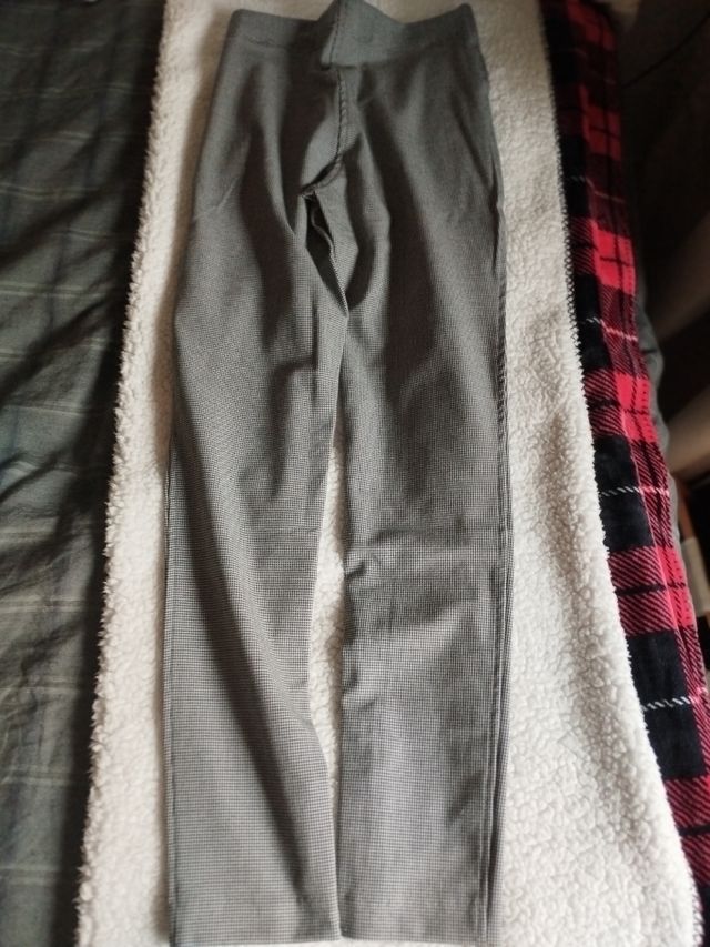 Pantalones símil pata de gallo