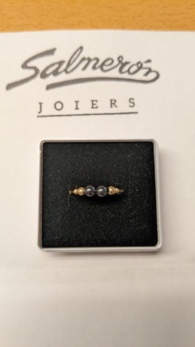 Anillo Goldfilled con Bolas de Hematite