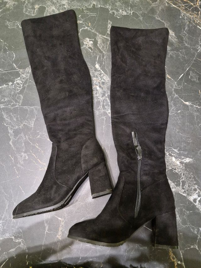 Stivali alti tacco comodo, n 36