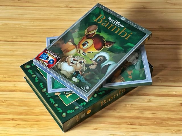 BAMBI / Edición Especial Libro + DVD