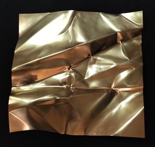 Scultura contemporanea da appendere 