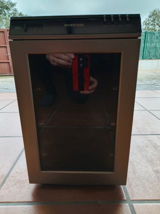 Nevera para vinos.