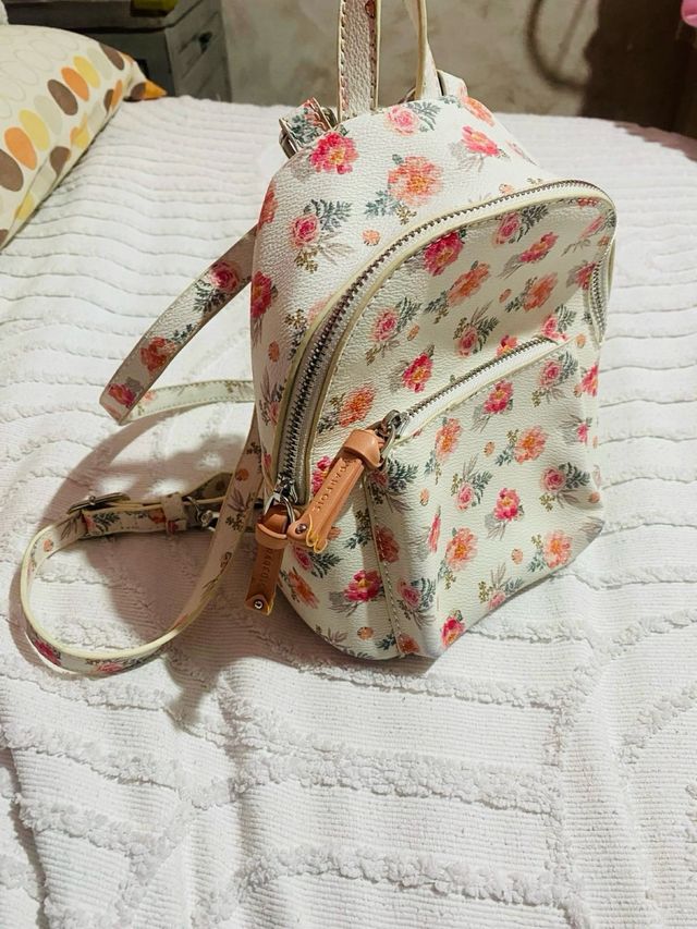 Mochila mini flores
