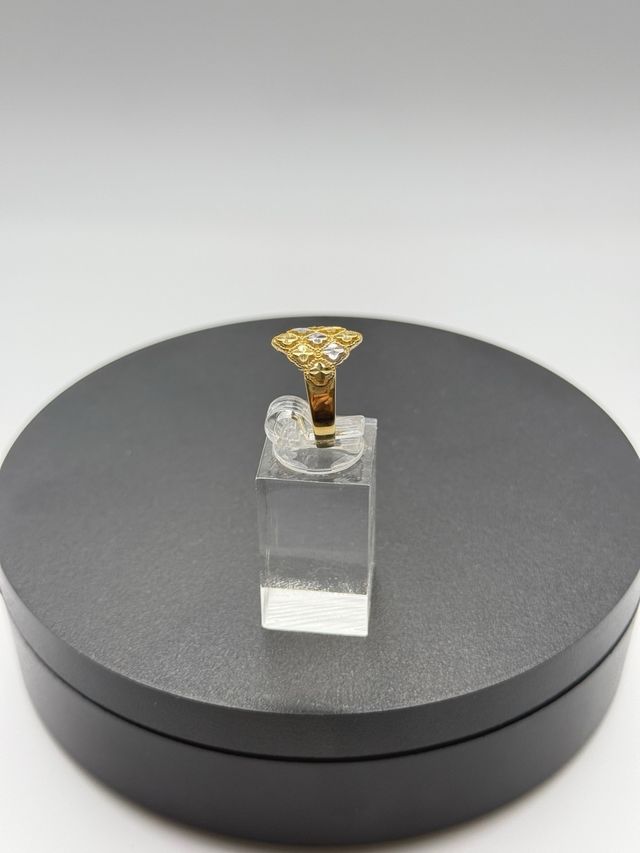 Ref1.210 anillo de oro de 18 kilates