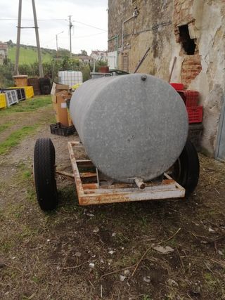 Botte per acqua con carrello