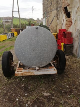 Botte per acqua con carrello