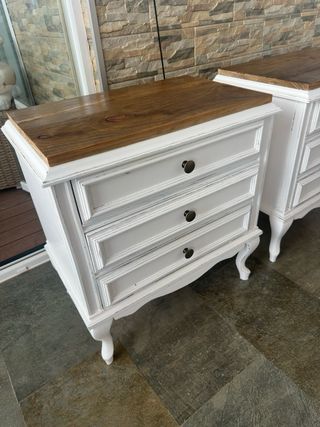 dos mesitas noche madera restauradas a tu gusto