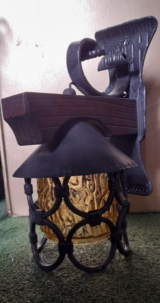 Lampada muro ferro battuto