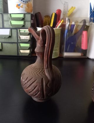 piccola caraffa anfora decorata antica anni 50