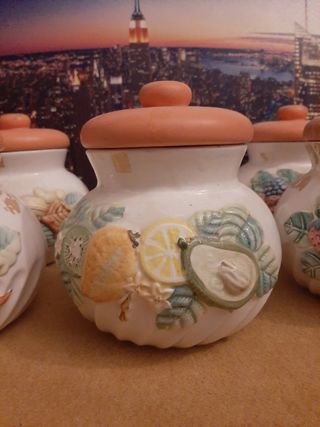 Tarro de cerámica para ajos cebollas