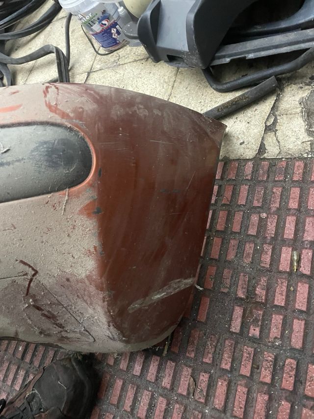 Defensa trasera Opel tigra en buen estado 