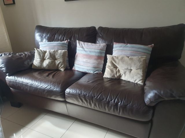 SOFAS 3 más 2 súper precio 