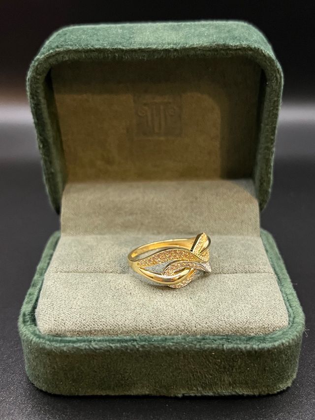 Ref 1.207 anillo de oro 18k