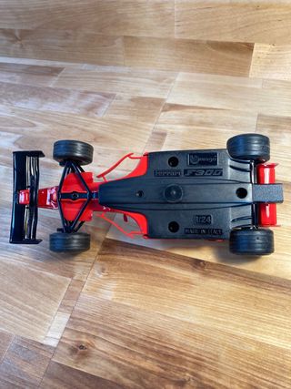 Maqueta Ferrari F300 F1 1:24 Bburago