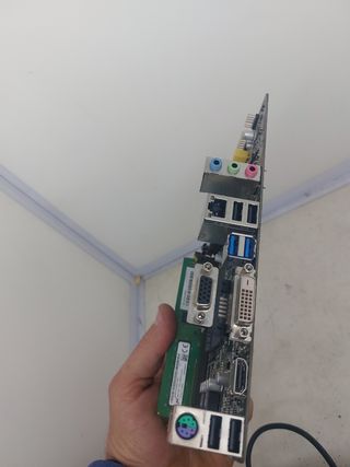PLACA BASE DE ORDENADOR 