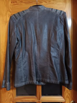 Chaqueta cuero