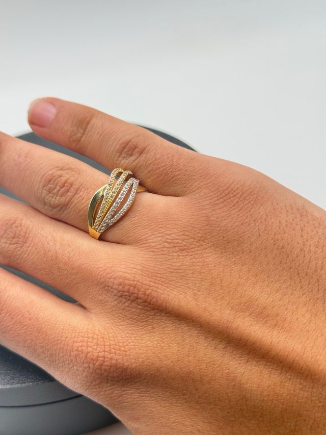 Ref1.206 anillo de oro 18k